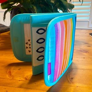 Standing Card Holder Lovevery